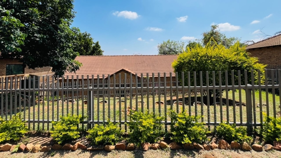 4 Bedroom Property for Sale in Cashan North West